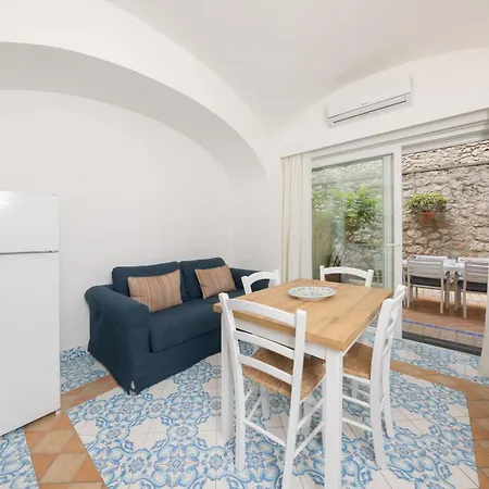 Oliveto Apartment