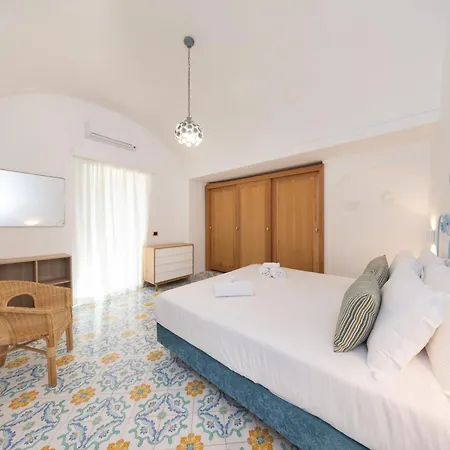 Oliveto Apartment *